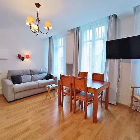 Il Etait Une Fois Luchon, T2, Centre Luchon, Wifi, Casier A Skis, Ascenseur, 4 Personnes Apartment Bagnères-de-Luchon Екстериор снимка